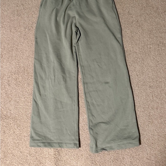 Sweatpants - Picture 6 of 6